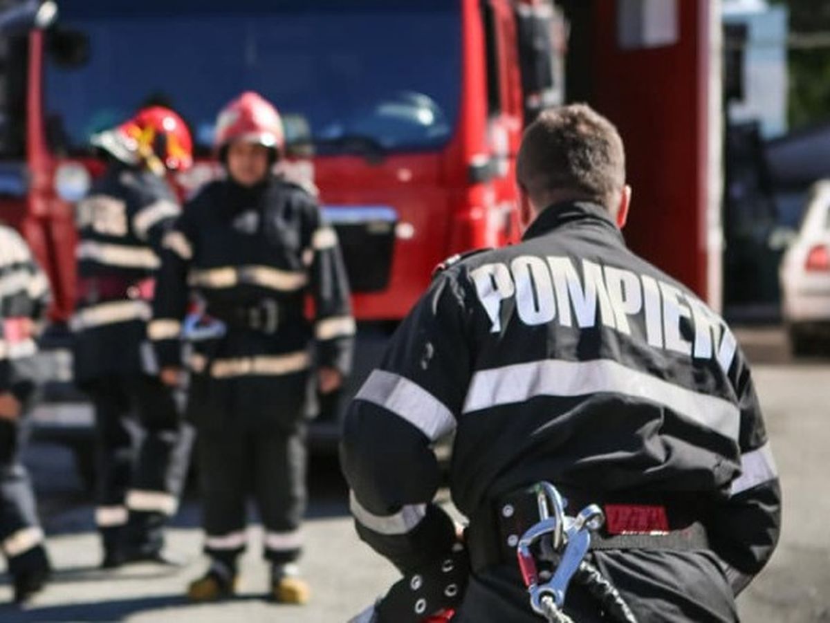 Dimineața Nebună. AUDIO: Pompierii din Vaslui, mobilizați de urgență pentru o alarmă falsă! Ce au descoperit salvatorii