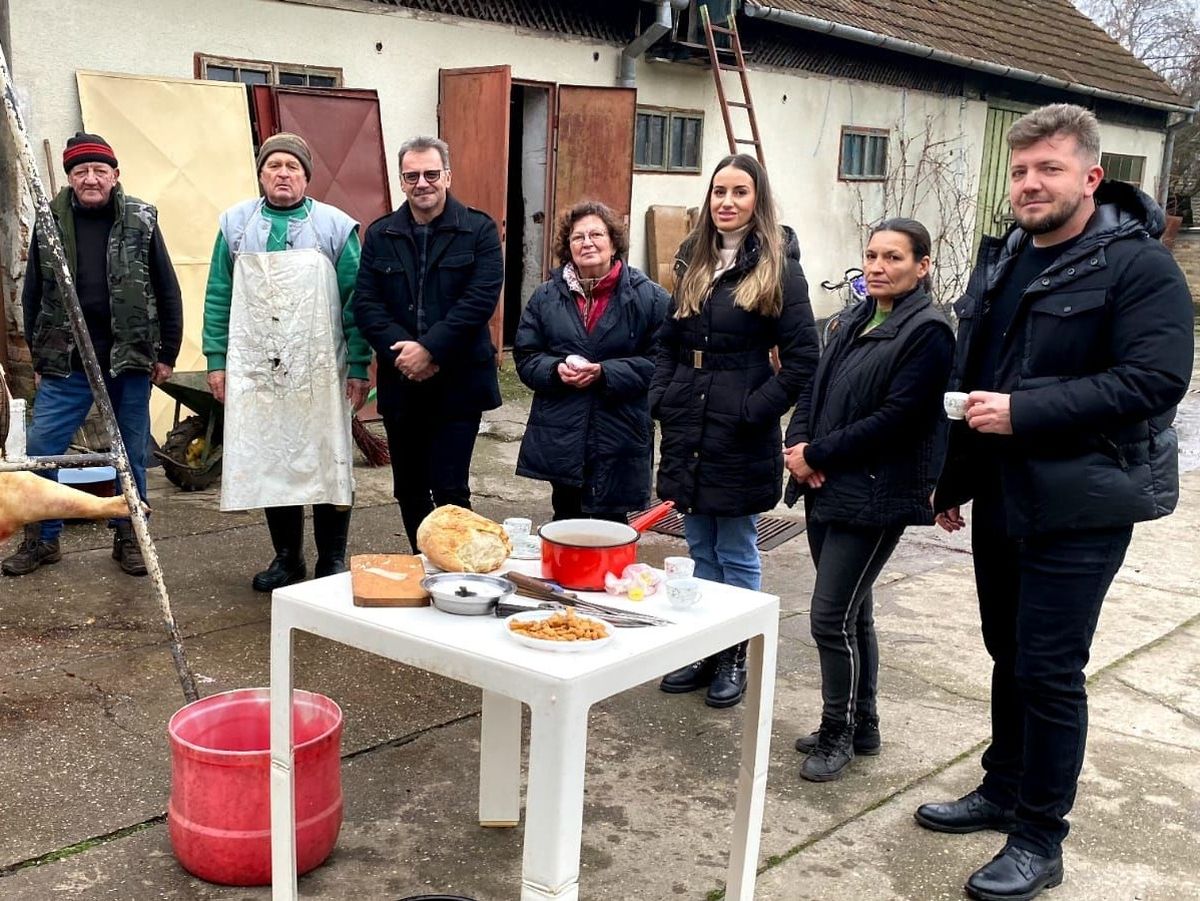 Sâmbătă, de la ora 15:00, în „ROventura”! Crăciun de poveste la Săvârșîn