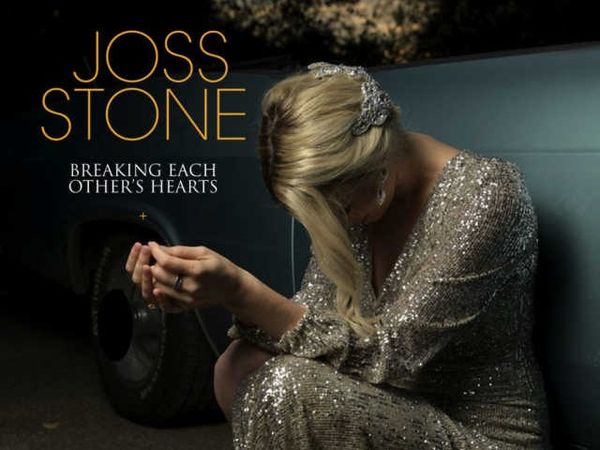 Joss Stone a lansat piesa &bdquo;Breaking Each Other's Hearts&rdquo;