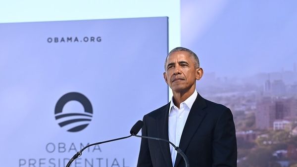 Barack Obama a publicat lista cu filmele, cărțile și melodiile preferate din 2021! Rihanna este în top alături de Lil Nas X