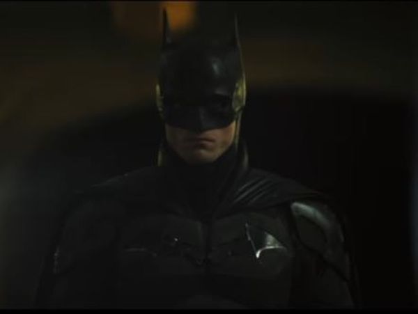 Batman trailer! Ultimul trailer al filmului aduce detalii palpitante despre producție. C&acirc;nd se va lansa filmul &icirc;n cinema?!