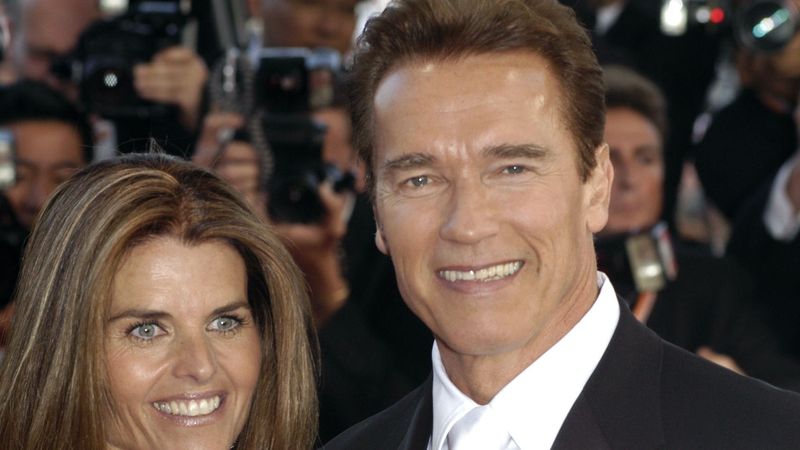 &bdquo;Cel mai lung divorț din istorie&rdquo; s-a &icirc;ncheiat! Arnold Schwarzenegger și Maria Shriver s-au despărțit oficial după zece ani
