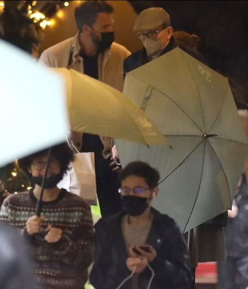  Jennifer Lopez și Ben Affleck, prânz alături de gemeni la Bel Air, hotelul unde se întâlneau în secret. Cum au fost suprinși îndrăgostiții alături de copii?!