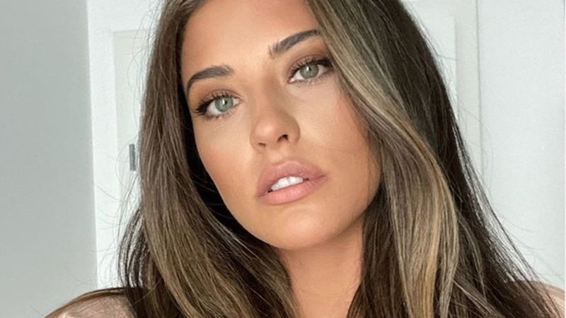 Antonia, confesiune &icirc;n fața fanilor! Artista i-a sfătuit să nu-și mai arate viața &icirc;n social media: &bdquo;Măcar găsiți un echilibru&rdquo;