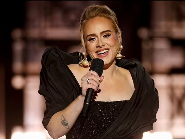 Adele vrea să cumpere casa lui Sylvester Stallone. Ce sumă de bani va plăti pentru casa din Beverly Hills?!