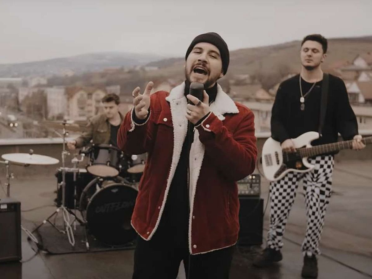 Trupa Outflow a lansat videoclipul piesei „Running in Circles”, cu care s-a calificat în semifinala Eurovision România 2022