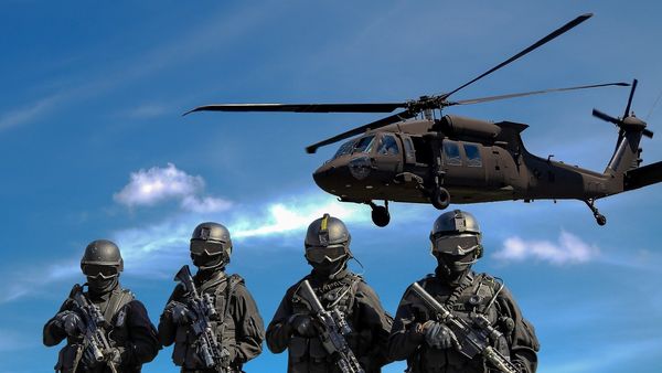 Dimineața Nebună. Militarii din armata Norvegiei poartă lenjerie intimă second hand! Motivul pentru care după perioada de serviciu trebuie să înnapoieze totul