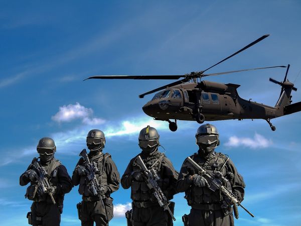 Dimineața Nebună. Militarii din armata Norvegiei poartă lenjerie intimă second hand! Motivul pentru care după perioada de serviciu trebuie să &icirc;nnapoieze totul
