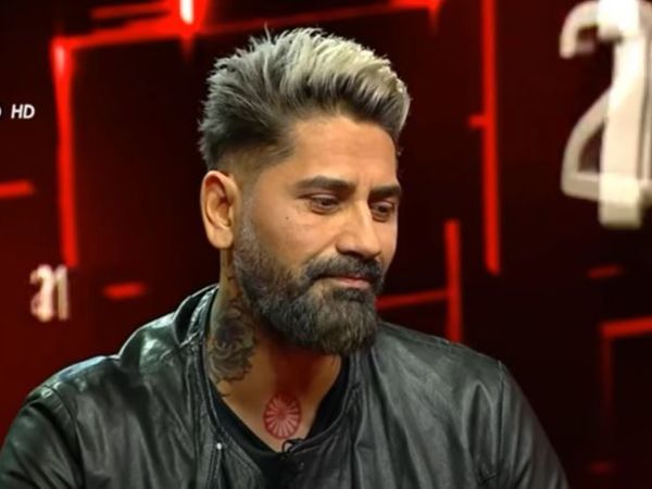 Connect-R, detalii neștiute despre perioada copilăriei! I-a fost rușine artistului cu părinții săi?!: &bdquo;&Icirc;mi doream să nu observe lumea&rdquo;