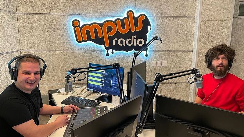 Dimineața Nebună. Matinalul Cosmin s-a specializat în ghicitul în ceașca de cafea. Ce a aflat?! 