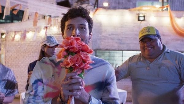 Sebastián Yatra a lansat piesa „Amor Pasajero”