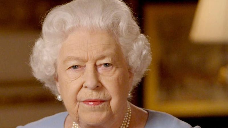 Regina Elisabeta a II-a, decizie radicală! Suverana i-a retras Prințului Andrew toate distincțiile militare și titlul de Alteță Regală