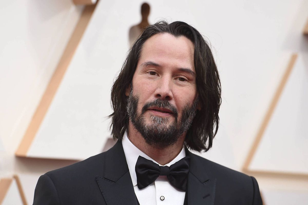O altfel de vedetă. Keanu Reeves donează în secret sume uriaşe de bani