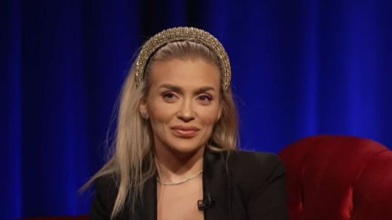 Oana Radu, dezvăluiri emoționante despre mama sa! Cum se &icirc;nțelege artista, de fapt, cu cea care i-a dat viață: &bdquo;&Icirc;mi amintesc că s-a chinuit foarte mult&rdquo;