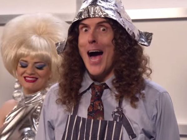 Daniel Radcliffe din&bdquo;Harry Potter&rdquo;, rol important &icirc;ntr-un film biografic! Actorul se transformă &icirc;n &lsquo;Weird Al&rsquo; Yankovic, c&acirc;stigator al premiului Grammy, &icirc;n filmul despre viața artistului