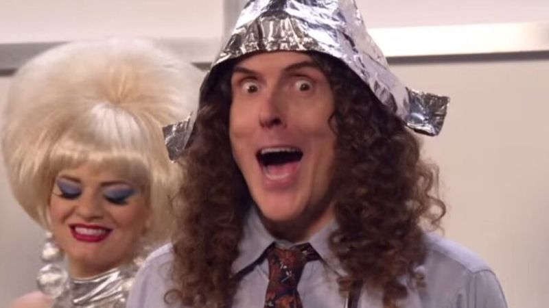 Daniel Radcliffe din&bdquo;Harry Potter&rdquo;, rol important &icirc;ntr-un film biografic! Actorul se transformă &icirc;n &lsquo;Weird Al&rsquo; Yankovic, c&acirc;stigator al premiului Grammy, &icirc;n filmul despre viața artistului