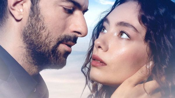 Aproape 2 milioane de rom&acirc;ni, cu ochii pe serialul &ldquo;Fiica ambasadorului&rdquo;