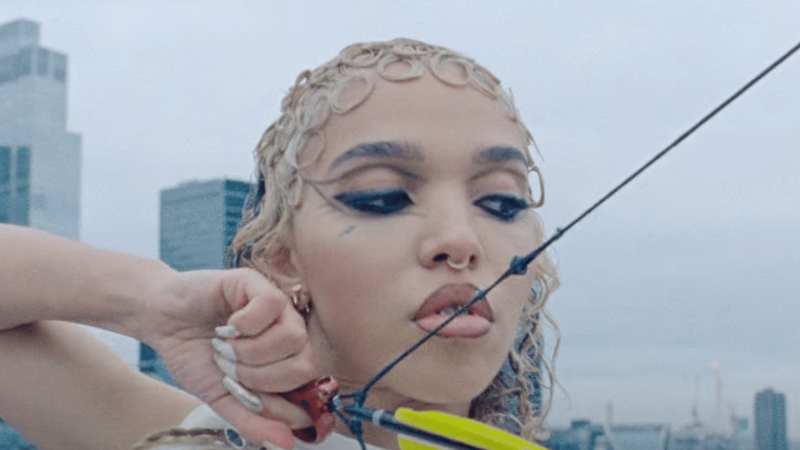 FKA twigs a lansat piesa &bdquo;meta angel&rdquo;