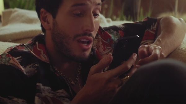 Sebastián Yatra a lansat piesa „Melancólicos Anónimos”