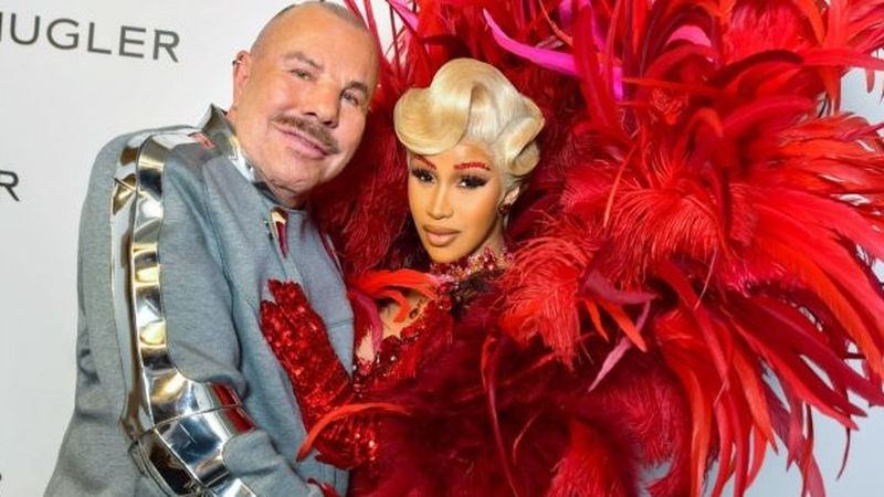 Cine a fost Thierry Mugler?! Designerul s-a stins din viață la 73 de ani