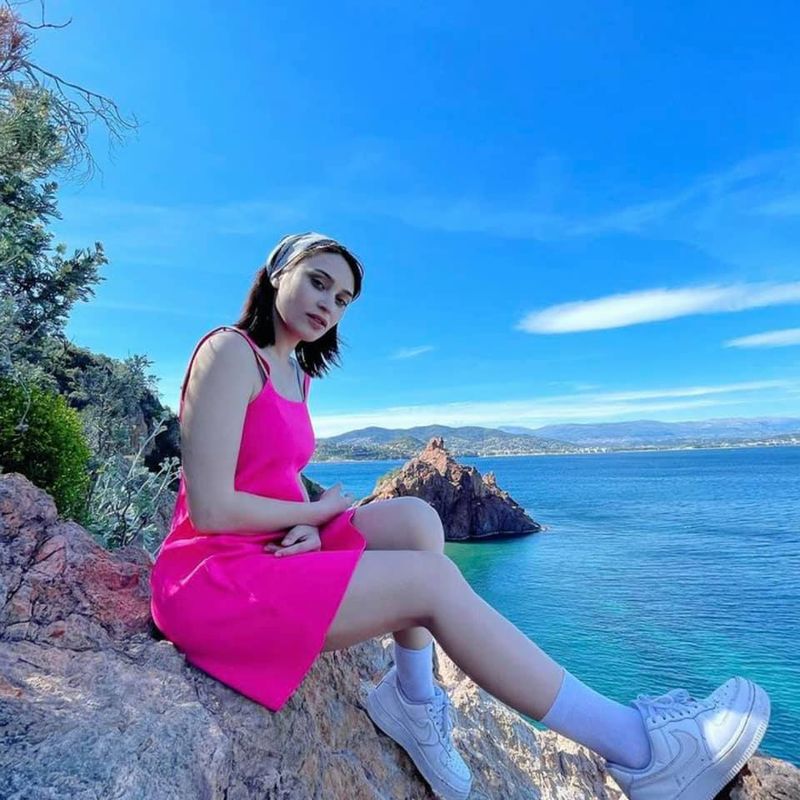 Tot ce trebuie să ştii despre Irina Rimes: Ce înălţime are, de fapt, artista