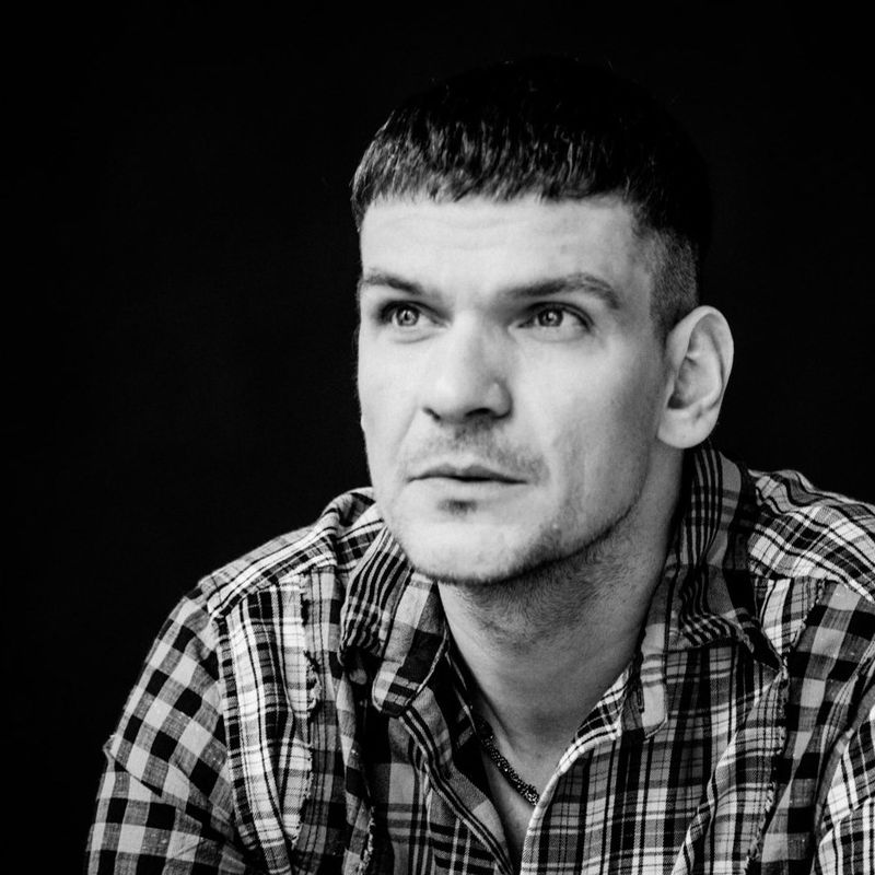 Tudor Chirilă, dezvăluiri  sincere despre famiia sa! Cum se înțelege artistul cu cei doi băieți ai lui