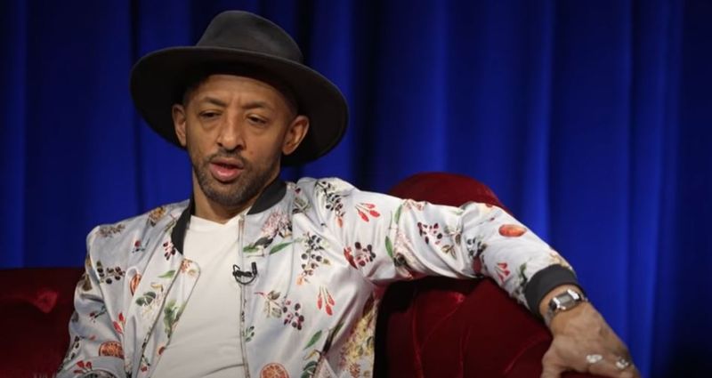 Kamara, dezvăluiri emoționante despre perioada copilăriei sale