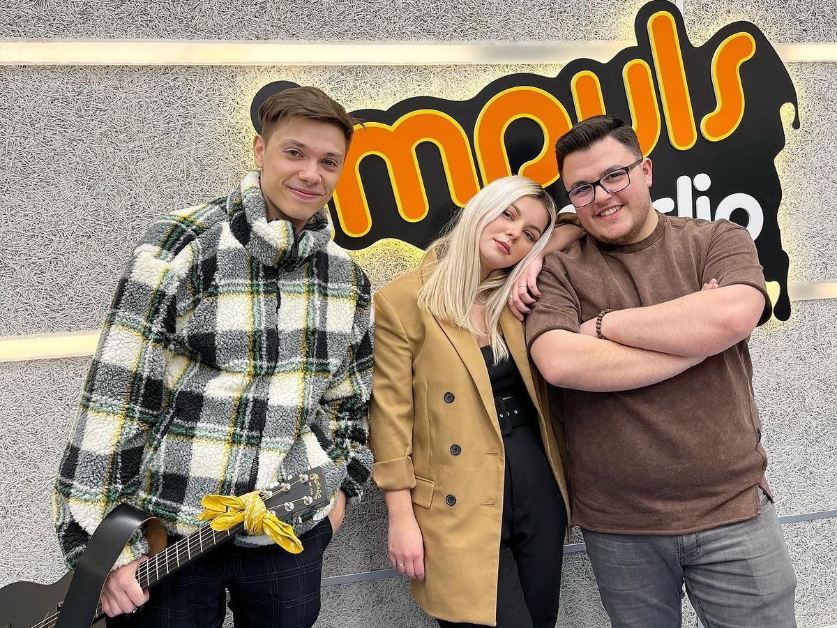 Bară la Bară. Delia Rus a cântat live în premieră piesa „Ochii căprui”