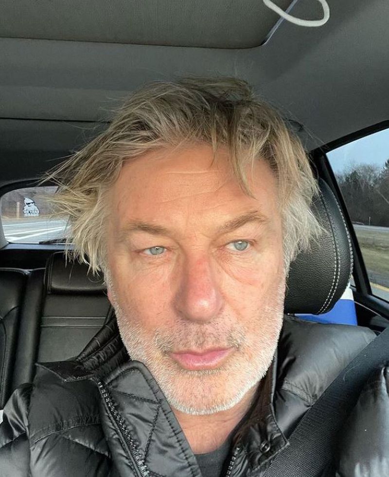 Alec Baldwin a cerut respingerea plângerii depusă de Mamie Mitchell, scenarista filmului „Rust”