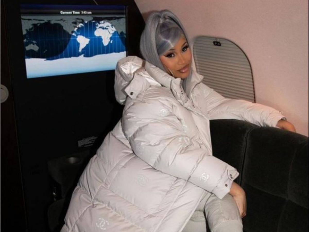 Cardi B obține despăgubiri de milioane de dolari după ce a fost jignită public de o vlogeriță