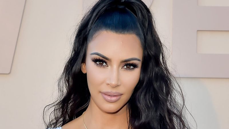 Kim Kardashian, ținta fanilor din mediul online! Imaginea care a declanșat o adevărată dezbatere pe internet:&bdquo; A fost prelucrată &icirc;ntr-un mod greșit&rdquo;