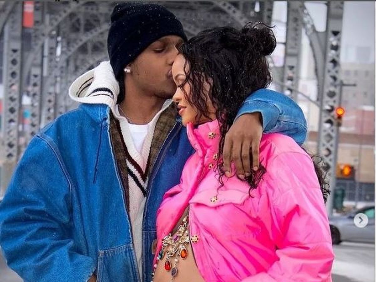 Rihanna este însărcinată cu A$AP Rocky! Primele imagini cu burtica de gravidă 