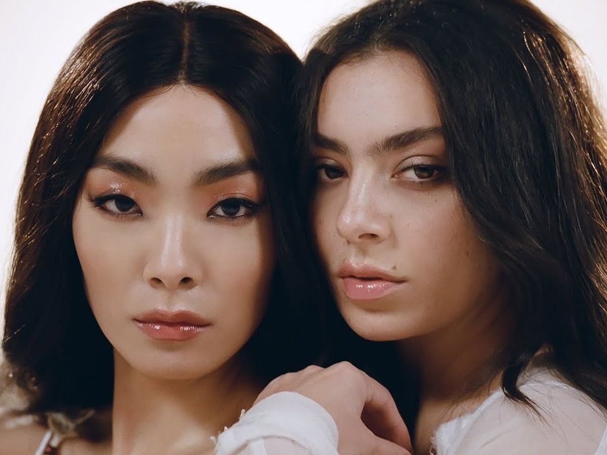 Charli XCX - Beg For You (ft. Rina Sawayama