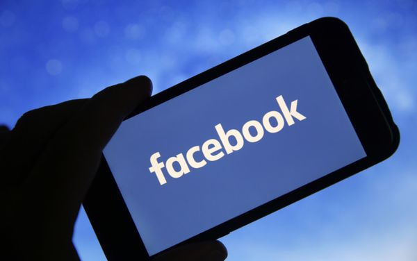 Unde găseşti persoanele blocate pe Facebook