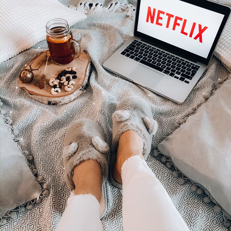 Coduri secrete Netflix Cum poţi găsi rapid filme şi seriale