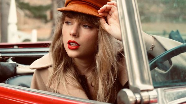 Taylor Swift, subiect de studiu la o facultate din New York! Studenții vor învăța despre cariera artistei și impactul cultural pe care îl are muzica sa