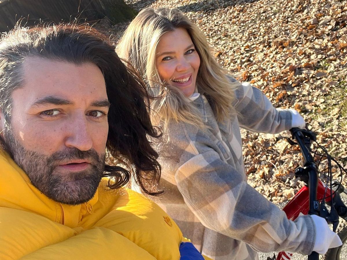 Smiley și Gina Pistol au angajat o bonă pentru micuța Josephine