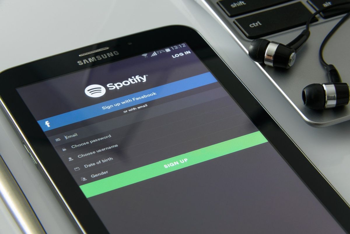 Cei mai ascultaţi artişti pe Spotify în 2021
