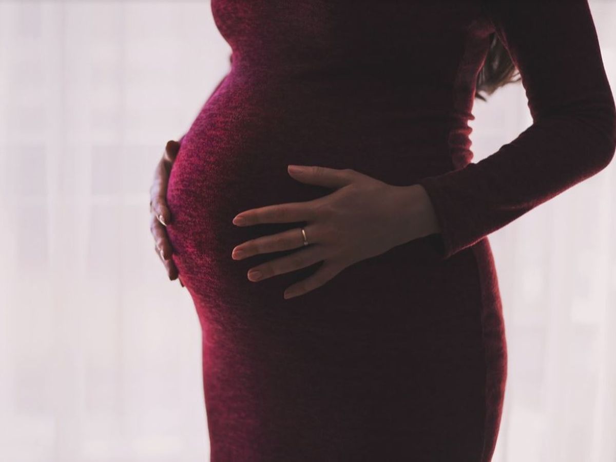 Un ginecolog din Olanda, tatăl biologic a cel puțin 21 de copii ai pacientelor sale! Femeile au apelat la tratamentele sale de fertilitate