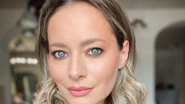 Laura Cosoi, primele declarații despre cea de-a treia sarcină! Cum se simte actrița?!: „Nu văd mari diferențe”