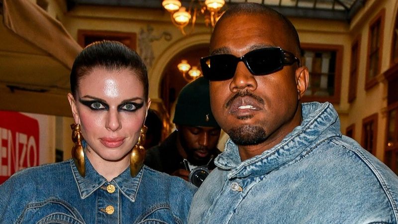 Kanye West, cadou inedit pentru noua sa iubită, Julia Fox, cu ocazia zilei de naștere: &bdquo;El era tot numai un z&acirc;mbet&rdquo;