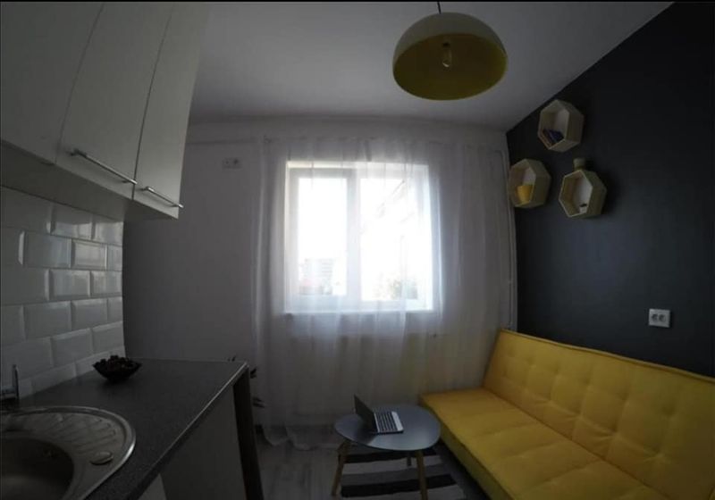 Postare virală de pe un grup cu imobiliare. Garsonieră de 11 metri pătrați, în Cluj, 200 de Euro: „Așa frumoasă este îmi vine să o bag în buzunar”