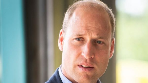 Prințul William susține dorința Reginei Elisabeta a ll-a de a o face pe mama sa vitregă, Camilla, Regină consoartă: „Ducele susține decizia”