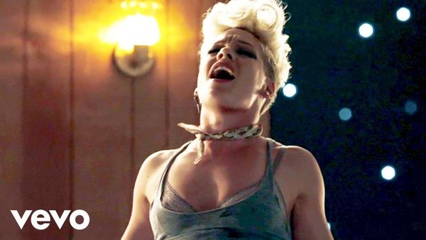 PINK feat. NATE RUESS - Just Give Me A Reason