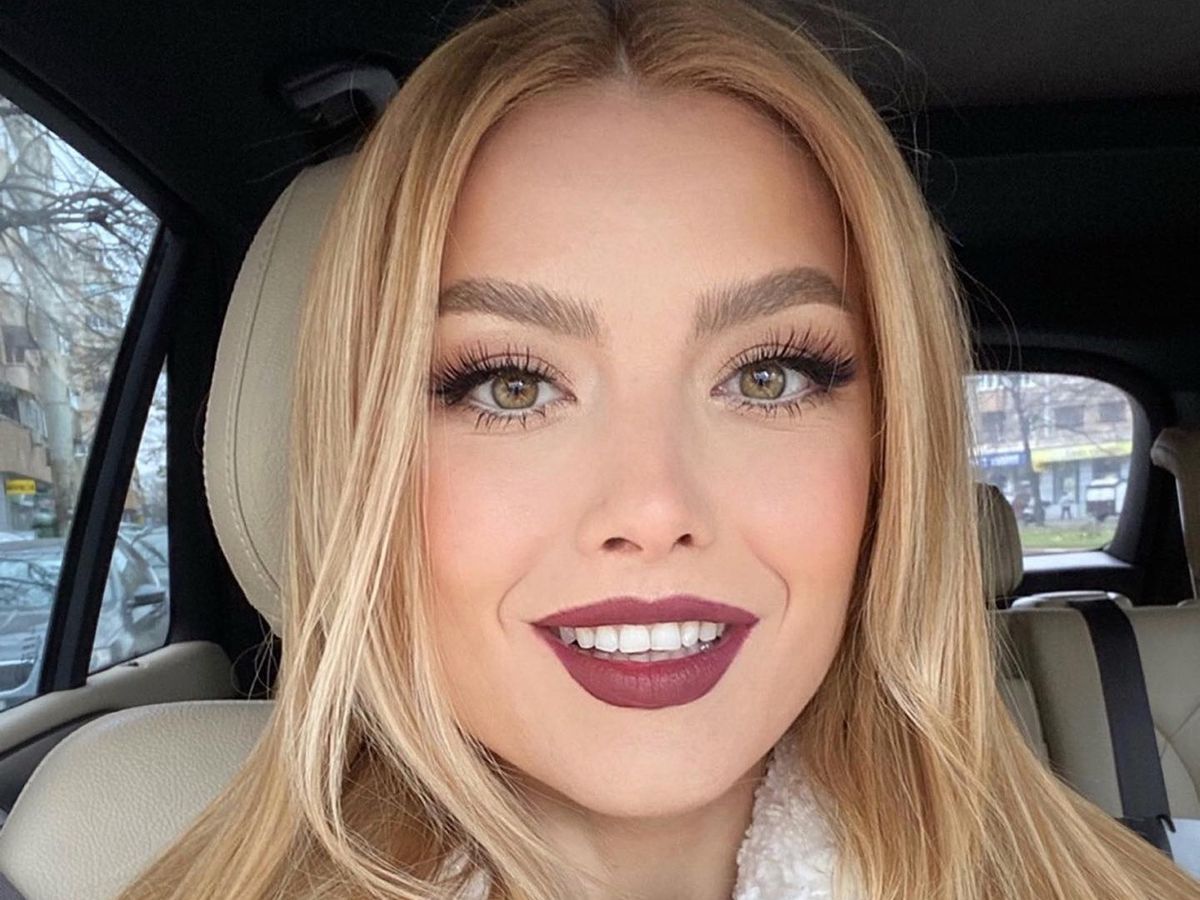 Elena Gheorghe, anunț surprinzător pentru fani!