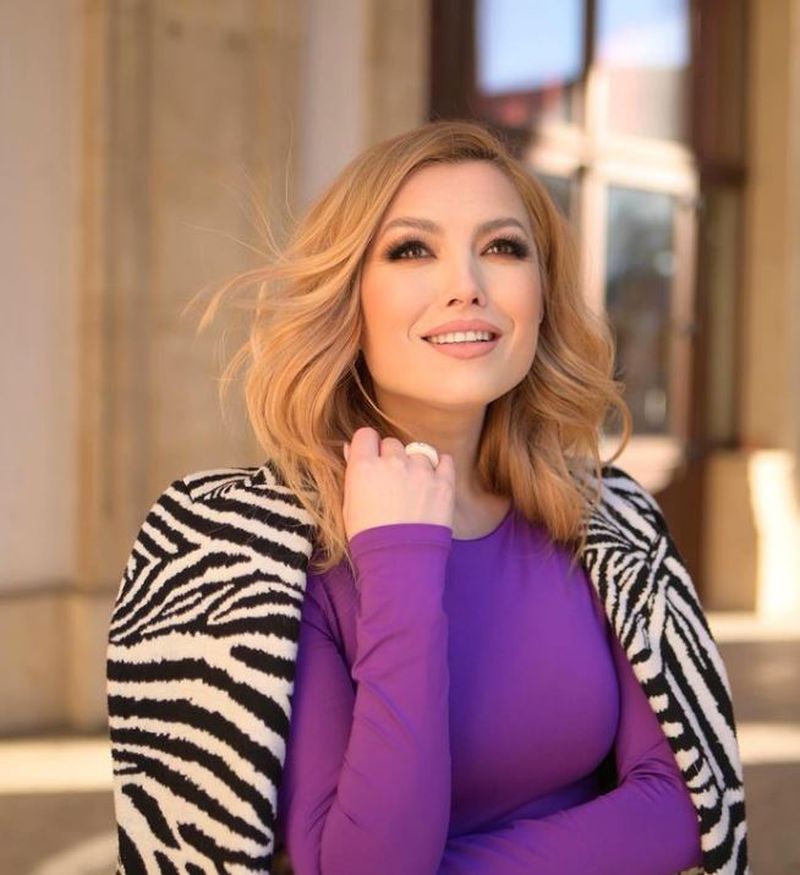 Elena Gheorghe, anunț surprinzător pentru fanii:
