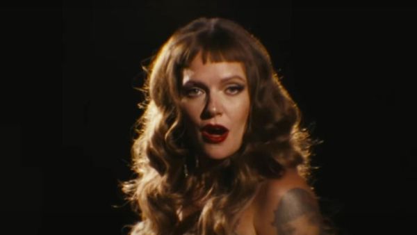 Tove Lo a lansat &bdquo;How Long&rdquo; - Versurile piesei aici