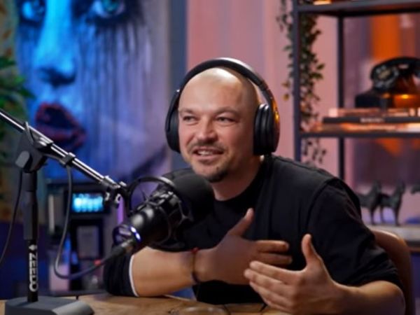 Puya, dezvăluiri inedite despre cum și-a cunoscut soția: &bdquo;Tot &icirc;mi puneam concerte &icirc;n zona unde era ea&rdquo;
