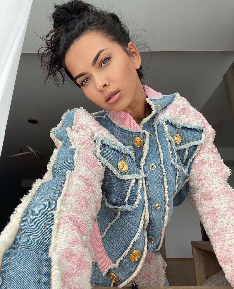 Inna, detalii neștiute din cariera sa! Artista a recunoscut ce face în mod obsesiv, înainte de concerte