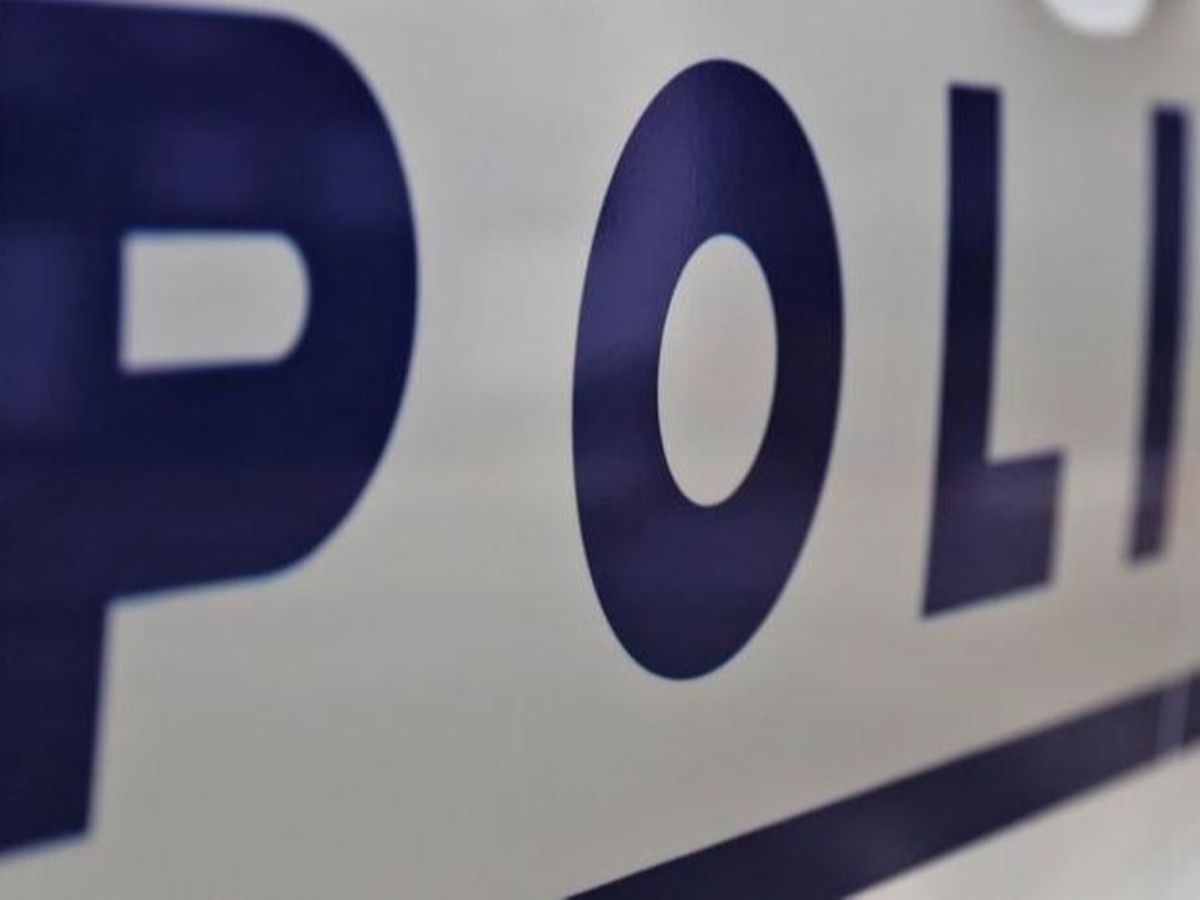 Dimineața Nebună. O femeie s-a ales cu dosar penal dupa ce a distrus un obiect pe care cu toții îl avem în casă. Audio